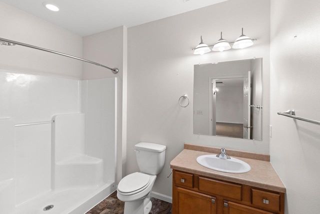 1942 RAVENSWOOD LANE, Manitowoc, WI 54220