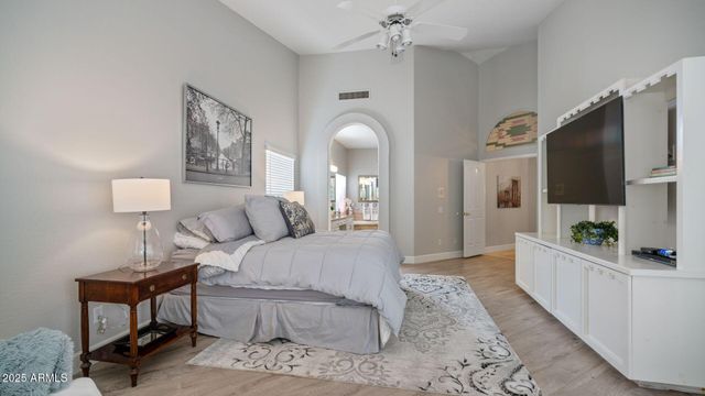 2214 E BEACHCOMBER Drive, Gilbert, AZ 85234