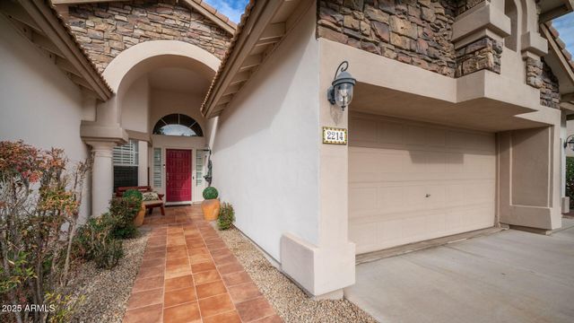 2214 E BEACHCOMBER Drive, Gilbert, AZ 85234