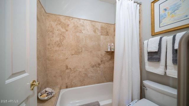 2214 E BEACHCOMBER Drive, Gilbert, AZ 85234
