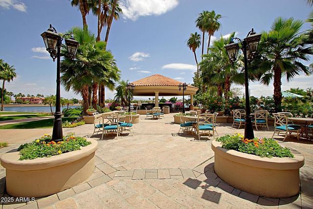 2214 E BEACHCOMBER Drive, Gilbert, AZ 85234
