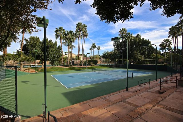2214 E BEACHCOMBER Drive, Gilbert, AZ 85234