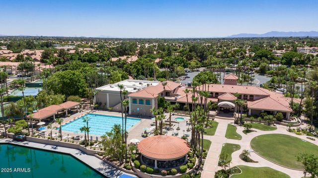 2214 E BEACHCOMBER Drive, Gilbert, AZ 85234