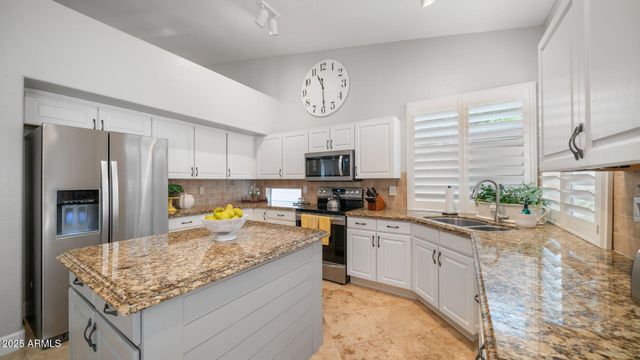 2214 E BEACHCOMBER Drive, Gilbert, AZ 85234