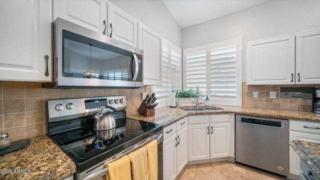 2214 E BEACHCOMBER Drive, Gilbert, AZ 85234