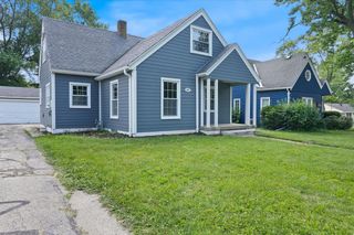 921 Michigan AVENUE, Waukesha, WI 53188