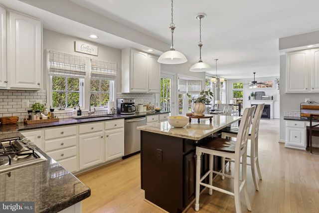 9904 FOUNDERS WAY, Damascus, MD 20872