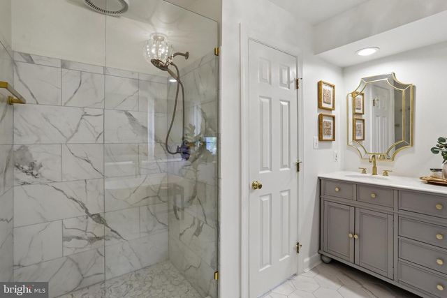 9904 FOUNDERS WAY, Damascus, MD 20872