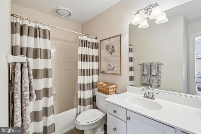 9904 FOUNDERS WAY, Damascus, MD 20872