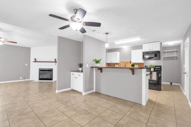 4310 7th Street, Brookshire, TX 77423
