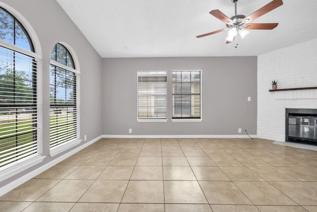 4310 7th Street, Brookshire, TX 77423