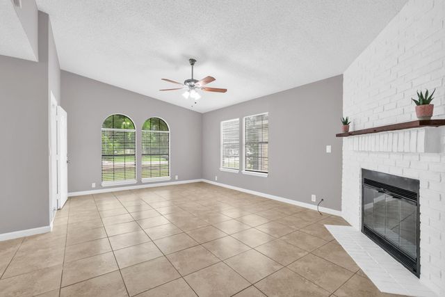 4310 7th Street, Brookshire, TX 77423