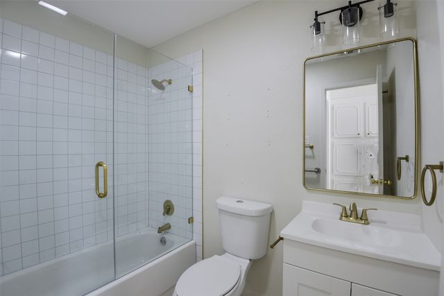 3813 Arnold Drive, Fort Worth, TX 76140