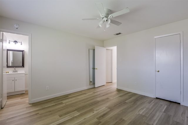 3813 Arnold Drive, Fort Worth, TX 76140