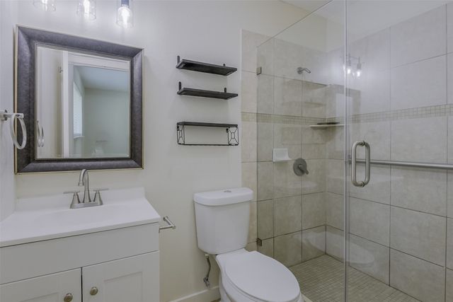 3813 Arnold Drive, Fort Worth, TX 76140