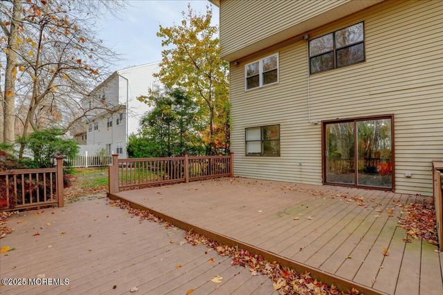 12 Lone Star Lane, Manalapan, NJ 07726