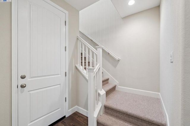 1305 Sunningdale Lane, Fairfield, CA 94533