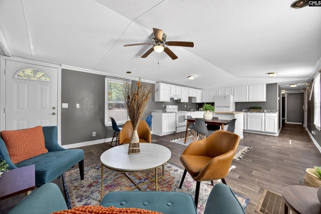 1445 Hidden Oaks Drive, Wedgefield, SC 29168