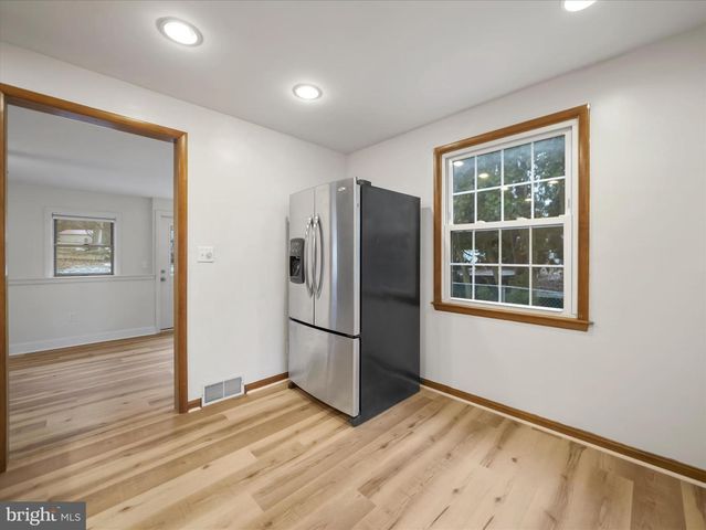 11412 ORCHARD RD, Waynesboro, PA 17268