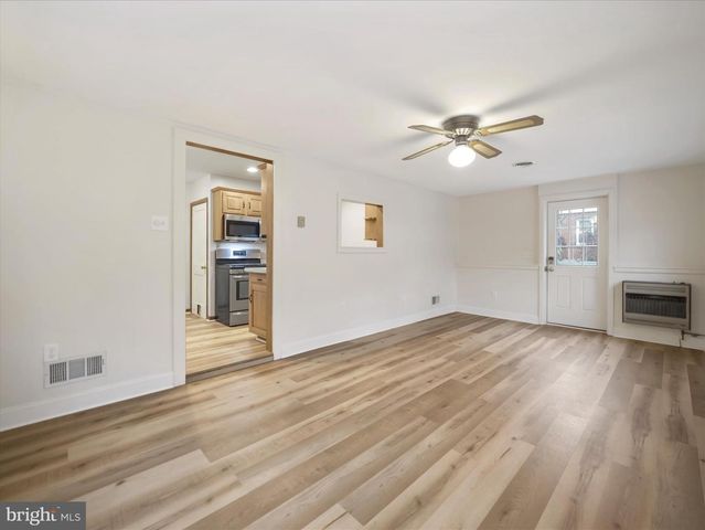 11412 ORCHARD RD, Waynesboro, PA 17268