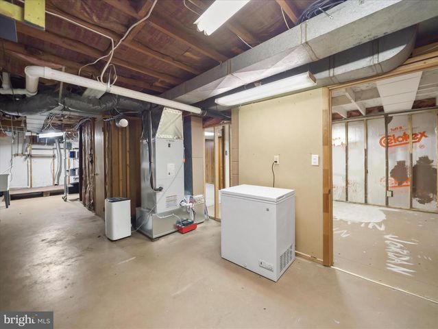 11412 ORCHARD RD, Waynesboro, PA 17268