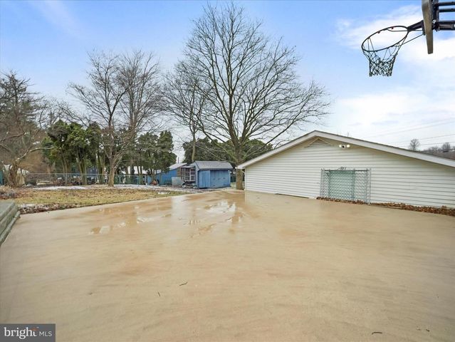 11412 ORCHARD RD, Waynesboro, PA 17268