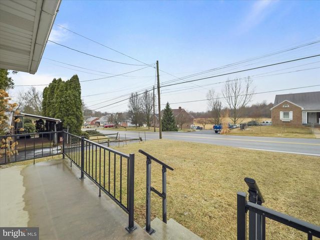 11412 ORCHARD RD, Waynesboro, PA 17268