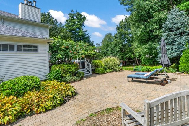 5 Roberta Drive, Dover, NH 03820