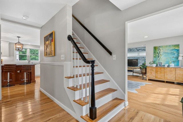 5 Roberta Drive, Dover, NH 03820