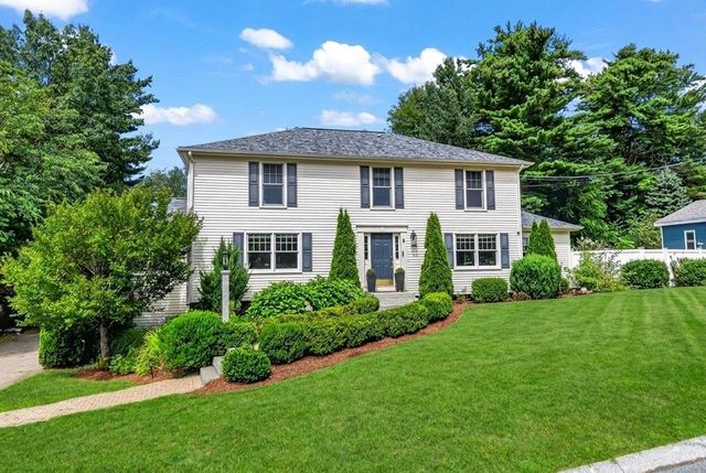5 Roberta Drive, Dover, NH 03820