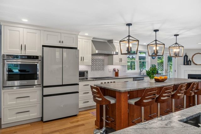 5 Roberta Drive, Dover, NH 03820