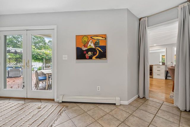 5 Roberta Drive, Dover, NH 03820