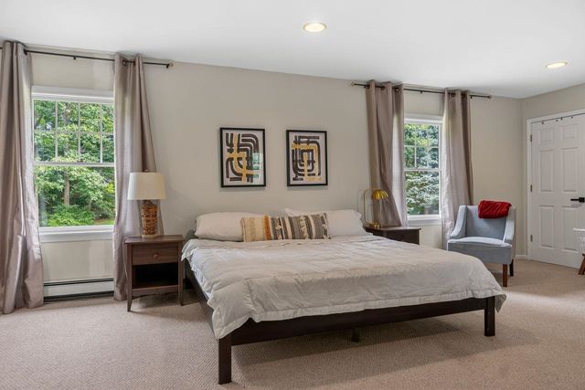 5 Roberta Drive, Dover, NH 03820