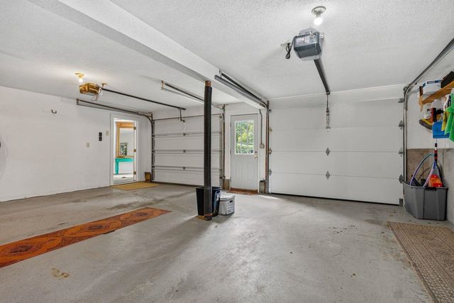 5 Roberta Drive, Dover, NH 03820