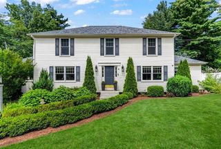 5 Roberta Drive, Dover, NH 03820