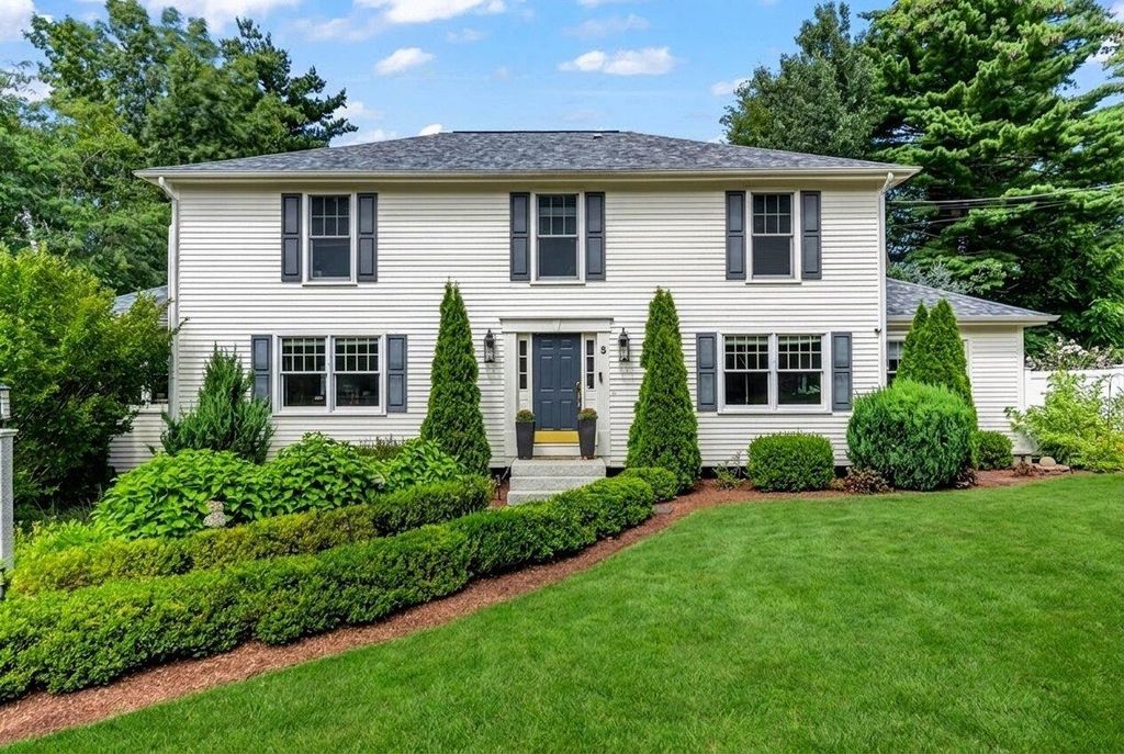 5 Roberta Drive, Dover, NH 03820