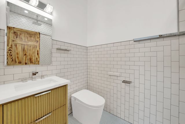 1453 W Garfield Boulevard 3, Chicago, IL 60636