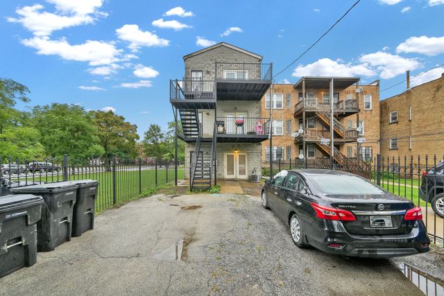 1453 W Garfield Boulevard 3, Chicago, IL 60636