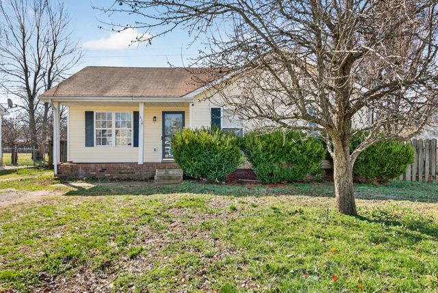1630 Hannibal Dr, Oak Grove, KY 42262