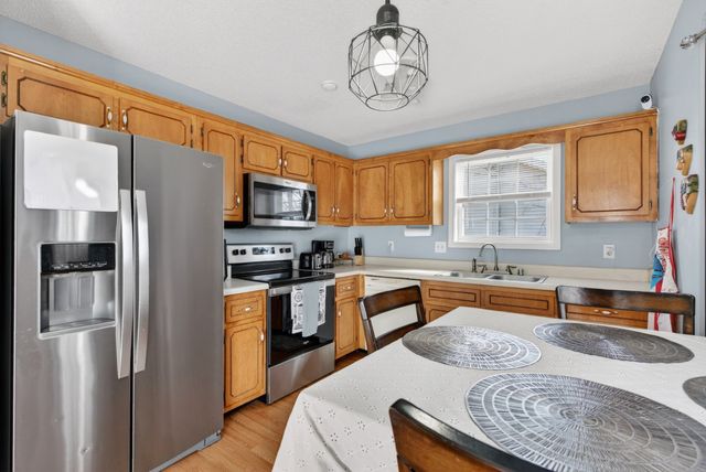 1630 Hannibal Dr, Oak Grove, KY 42262