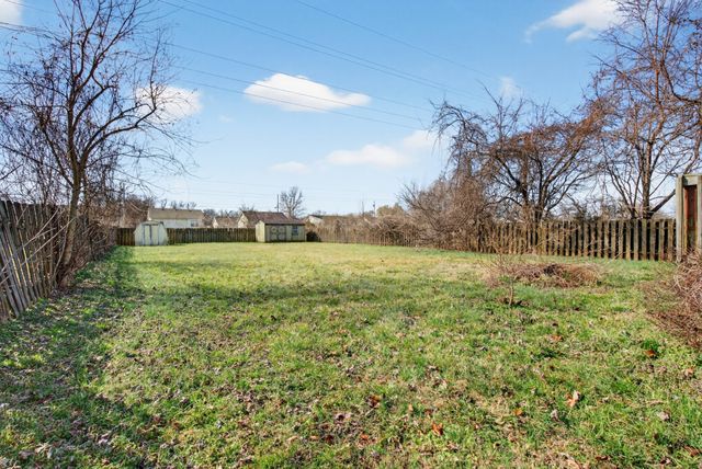 1630 Hannibal Dr, Oak Grove, KY 42262