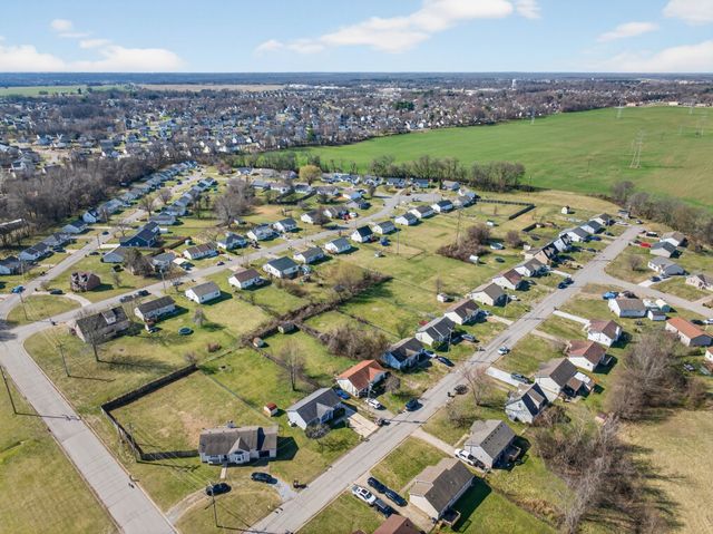 1630 Hannibal Dr, Oak Grove, KY 42262