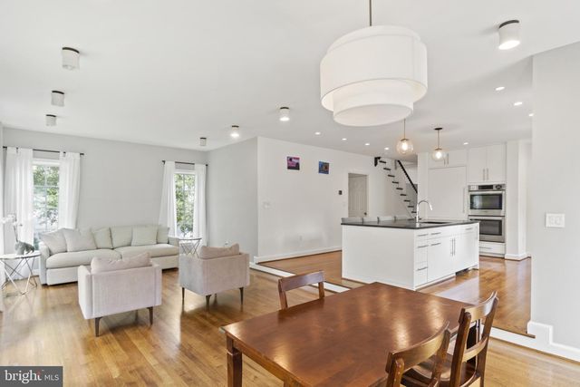3901 WOODBINE ST, Chevy Chase, MD 20815