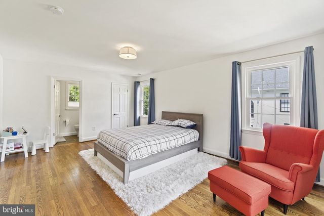 3901 WOODBINE ST, Chevy Chase, MD 20815