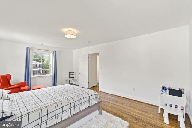 3901 WOODBINE ST, Chevy Chase, MD 20815