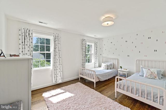 3901 WOODBINE ST, Chevy Chase, MD 20815