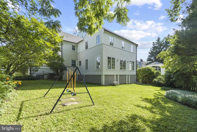 3901 WOODBINE ST, Chevy Chase, MD 20815