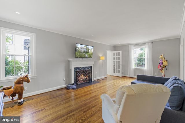 3901 WOODBINE ST, Chevy Chase, MD 20815