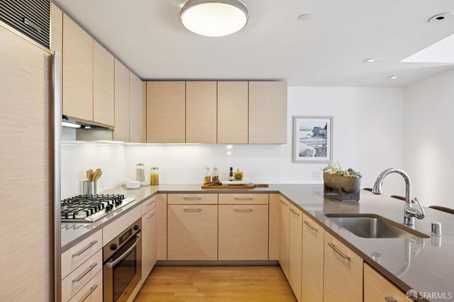301 Mission Street 5H, San Francisco, CA 94105