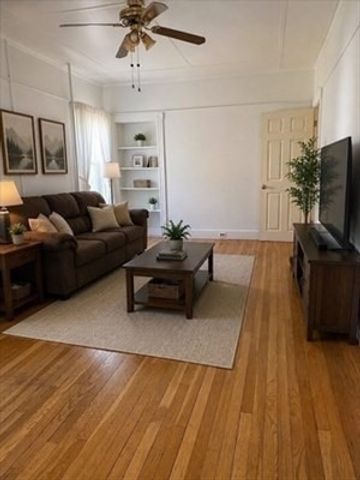 21 Bicknell St, Attleboro, MA 02703